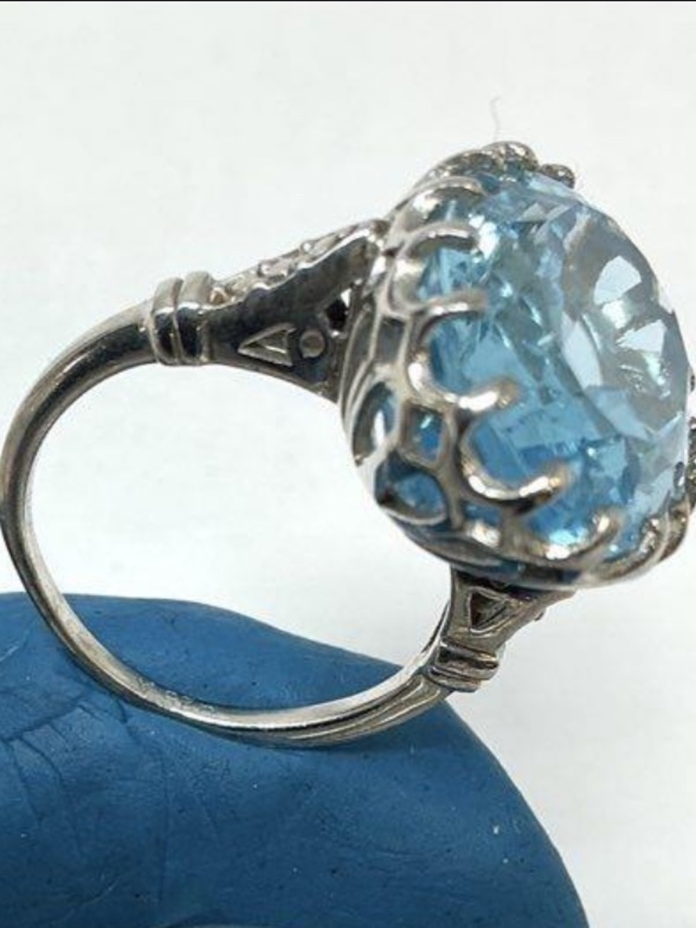 Women’s 925 Sterling Silver Ring with Aqua Stone Size 5.75 - Picture 3 of 4